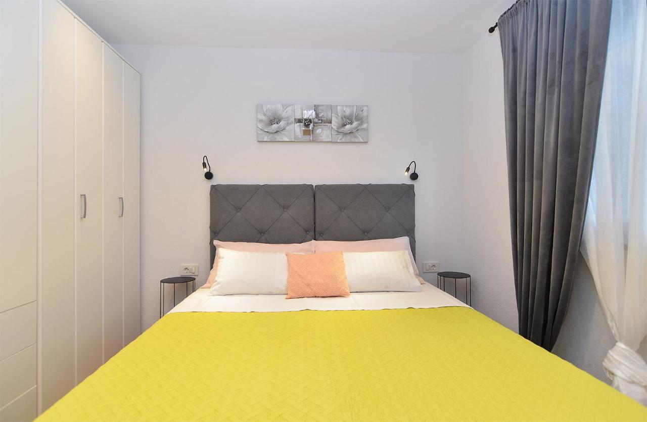 Apartment Snjezana 1064 روفينج المظهر الخارجي الصورة