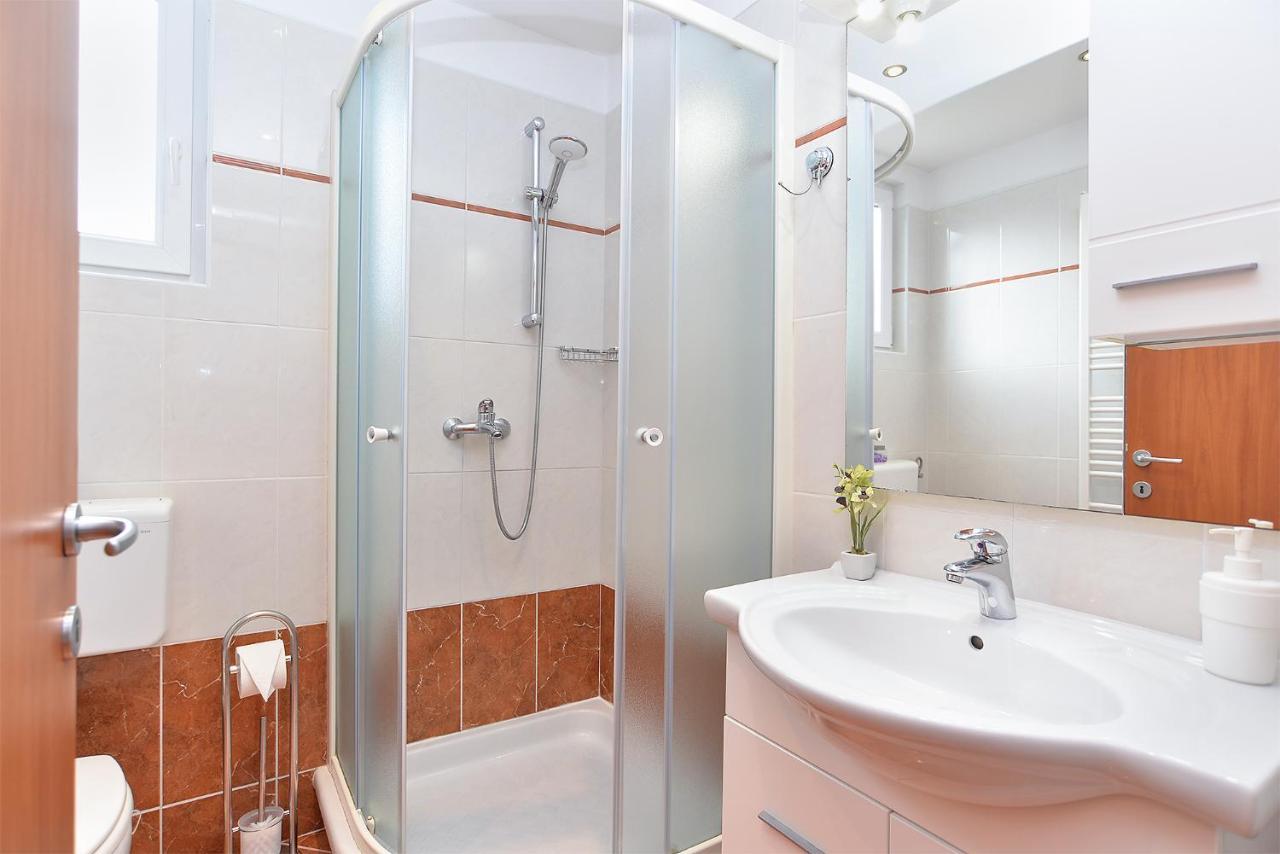 Apartment Snjezana 1064 روفينج المظهر الخارجي الصورة