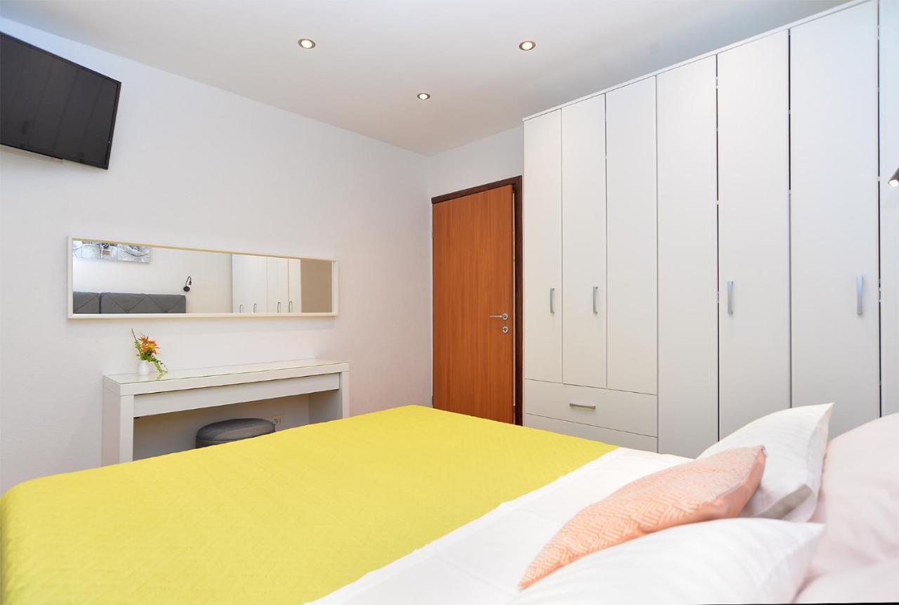 Apartment Snjezana 1064 روفينج المظهر الخارجي الصورة