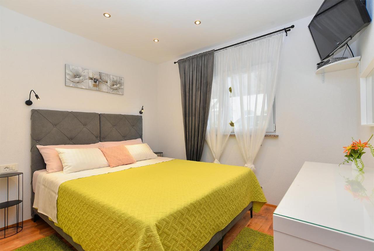 Apartment Snjezana 1064 روفينج المظهر الخارجي الصورة