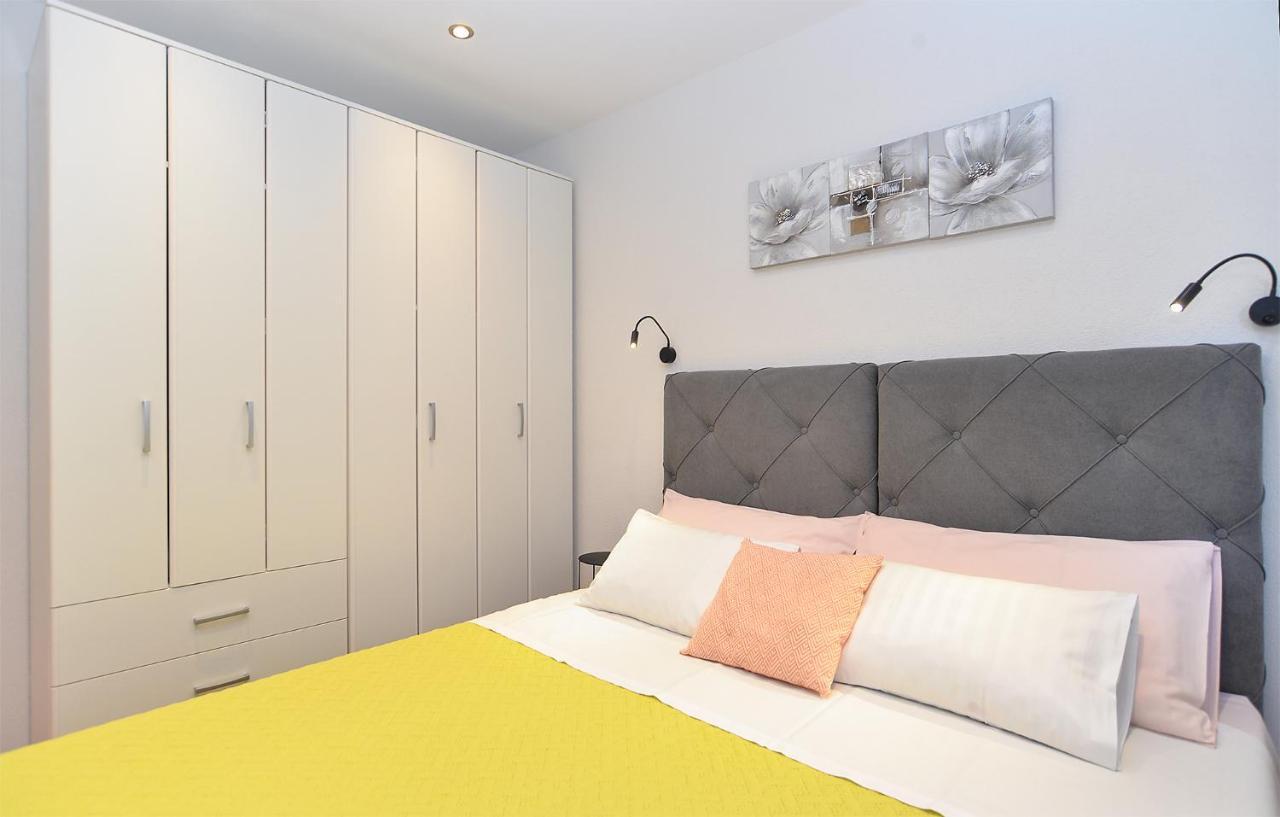 Apartment Snjezana 1064 روفينج المظهر الخارجي الصورة