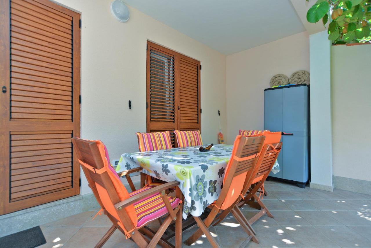 Apartment Snjezana 1064 روفينج المظهر الخارجي الصورة
